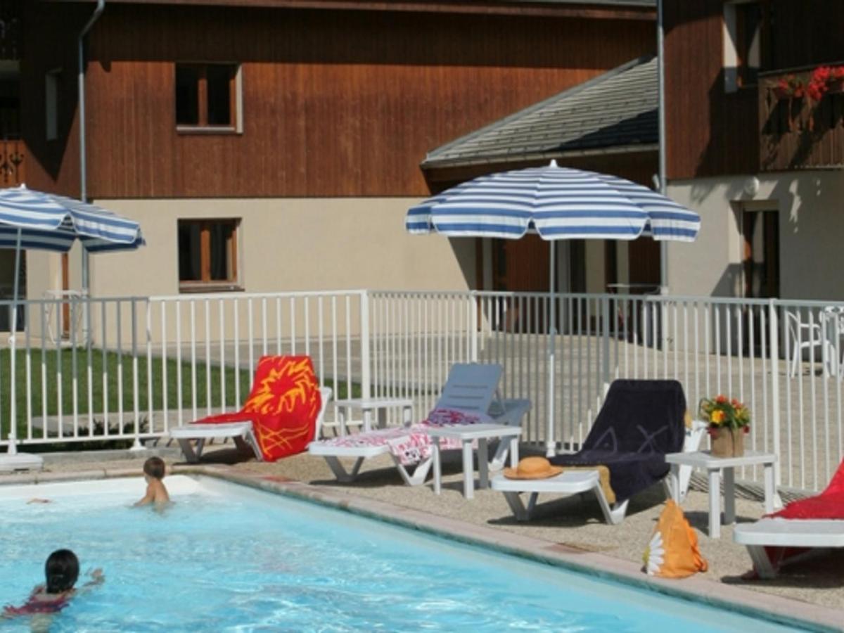 Appartement Cosy Avec Piscines, Parking Et Wifi A Samoens - Fr-1-629-32 Exterior foto